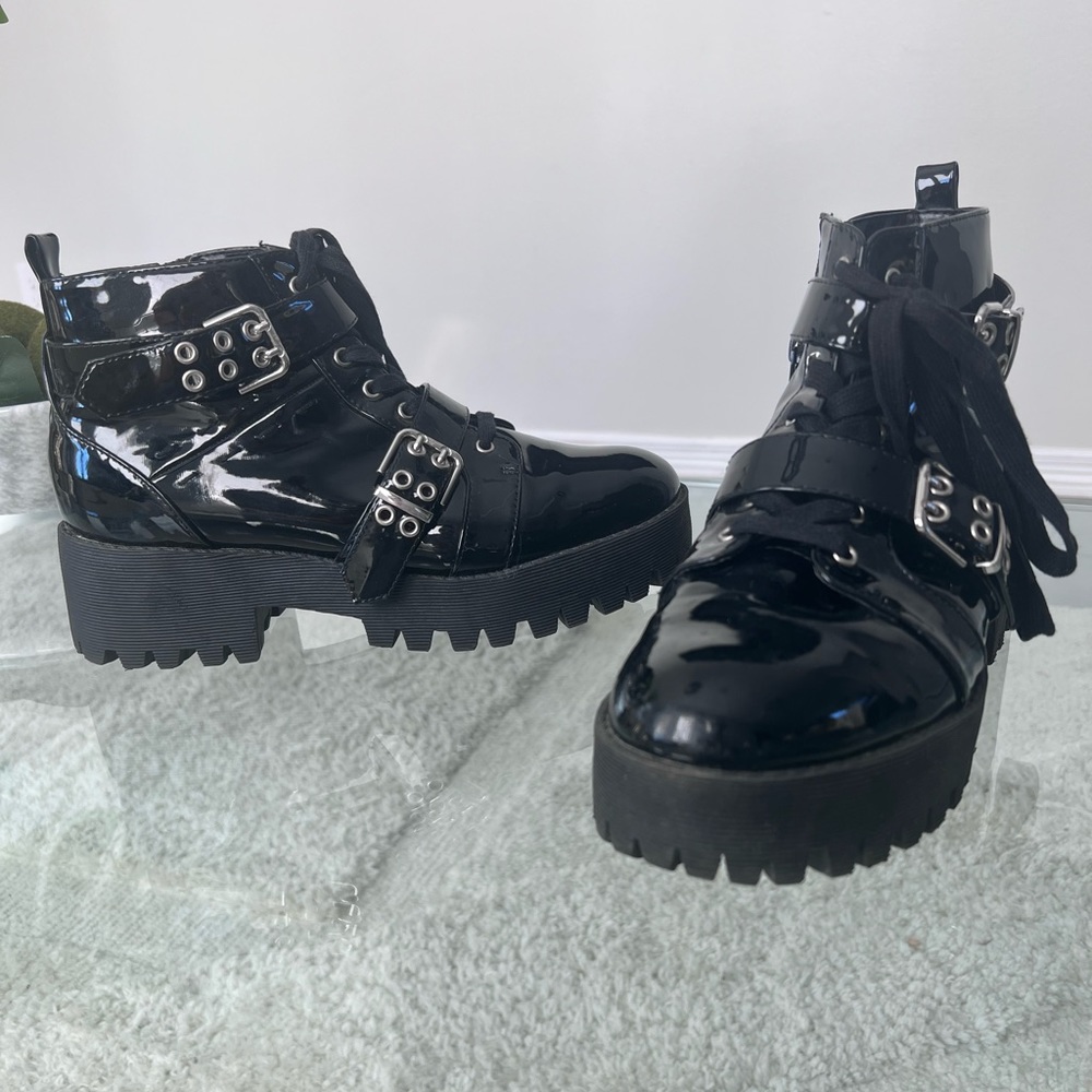 Black combat ankle boots Faux patent leather size 8 (US)